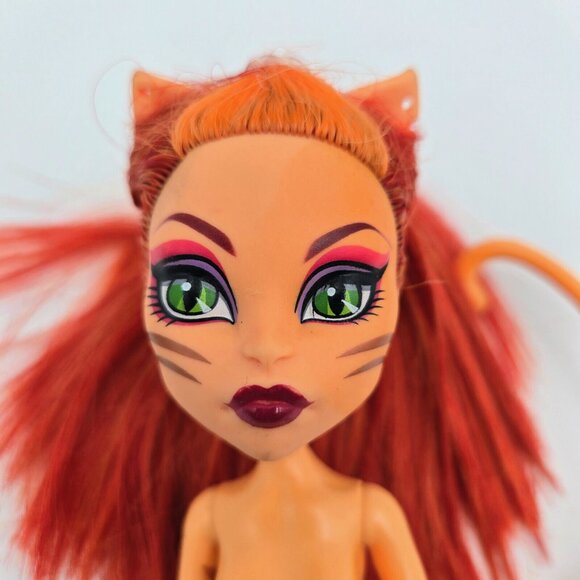 Monster High Toralei Stripe Power Ghouls Doll Mattel 2011 Read - Picture 11 of 16